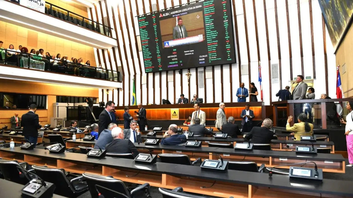 Alba aprova pacote de projetos do governo Jerônimo