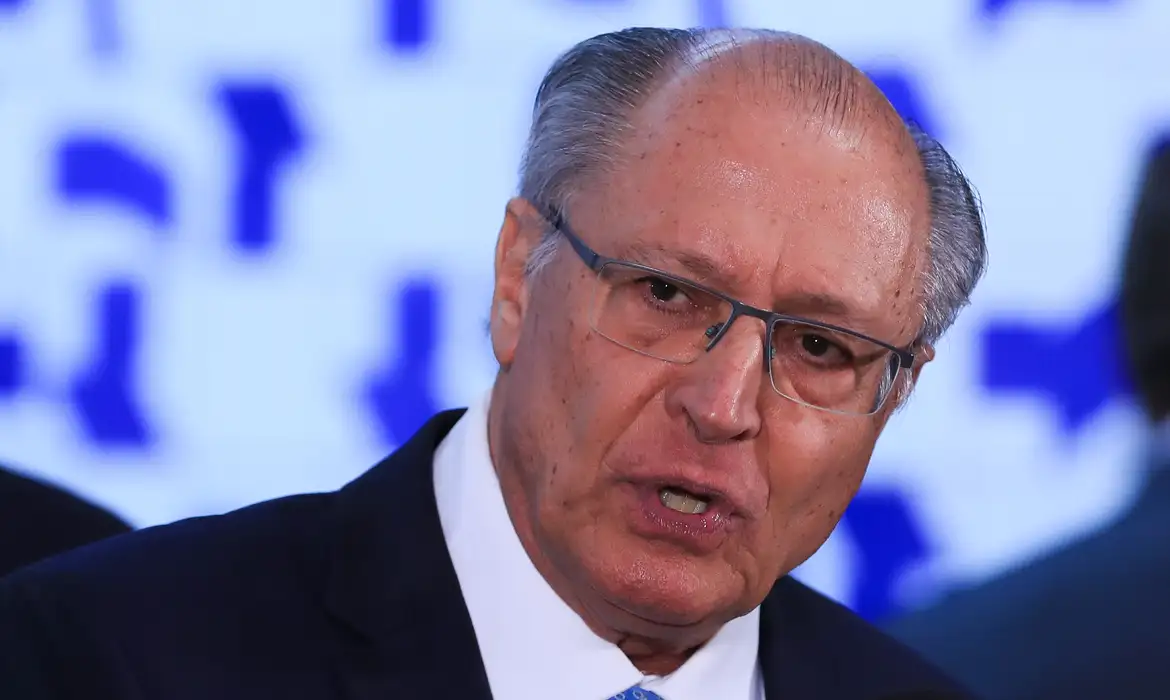 Alckmin se manifestou sobre derrota de Messias no STF.