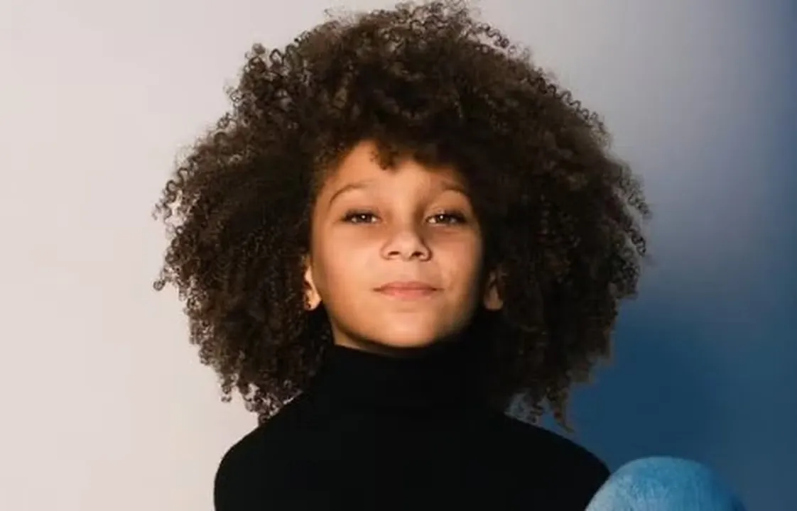 Antônio Caramelo é filho do ator Igor Rickli e da cantora e ex-BBB Aline Wirley