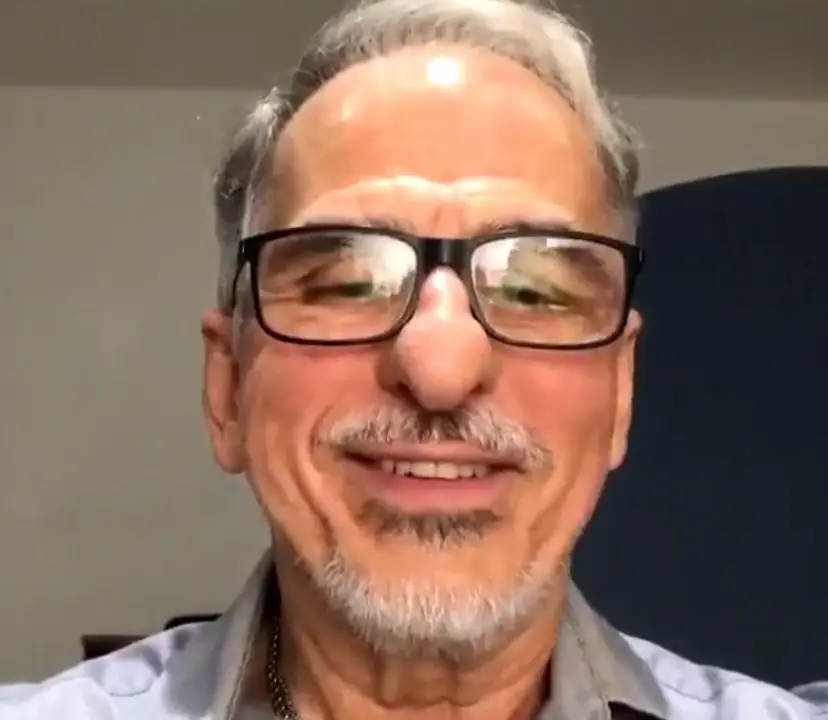 O engenheiro aposentado Ricardo Cunha, 67 anos