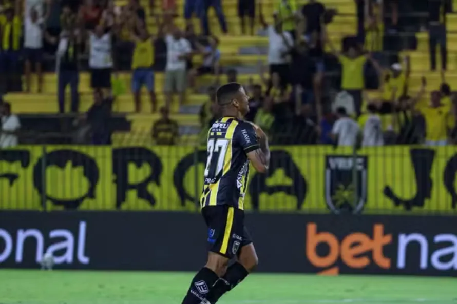 Ygor Catatau, reabilitado pelo STJD da Operação Penalidade Máxima, marcou o gol que abriu a vitória do Volta Redonda contra o Atlético-GO