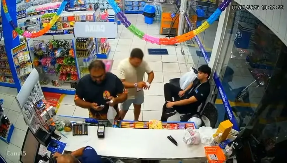 Empresário já baleado em farmácia