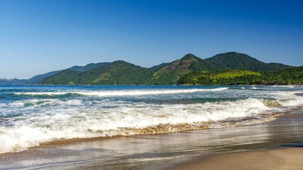 Imagem ilustrativa da imagem As 5 praias mais escondidas do Brasil que vão virar seu novo refúgio