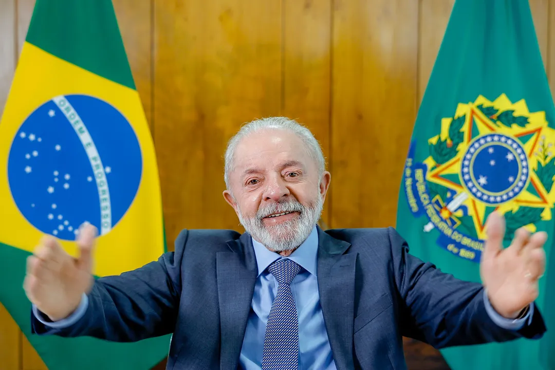Lula liquidaria eleição no primeiro turno, segundo a pesquisa  AtlasIntel/Bloomberg