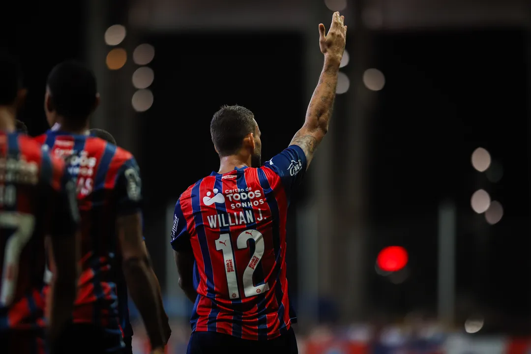 Willian José foi o autor do gol contra o Flamengo na Fonte Nova