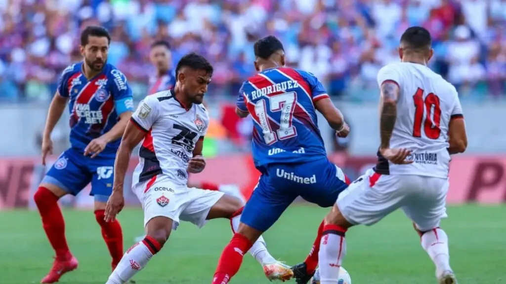 Bahia e Vitória em campo