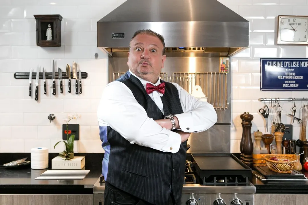 No corpo de jurados, profissionais renomados como o chef Erick Jacquin