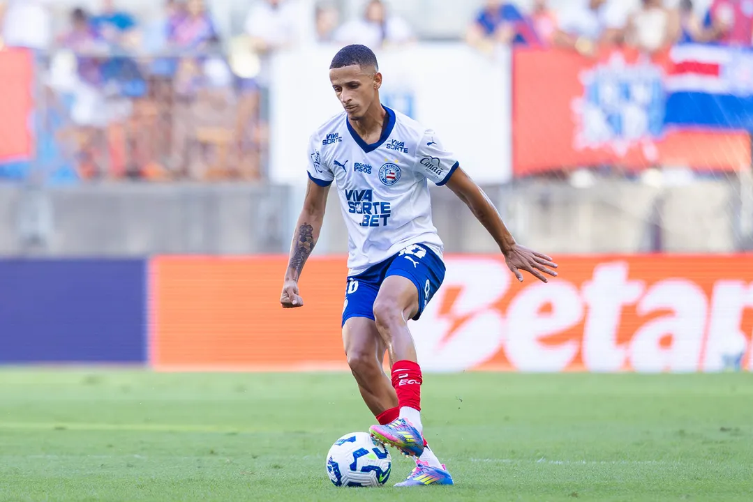 Luciano Juba em campo pelo Bahia