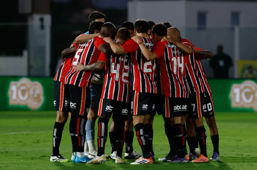 Bahia pega São Paulo em meio à pior fase do rival no Brasileirão