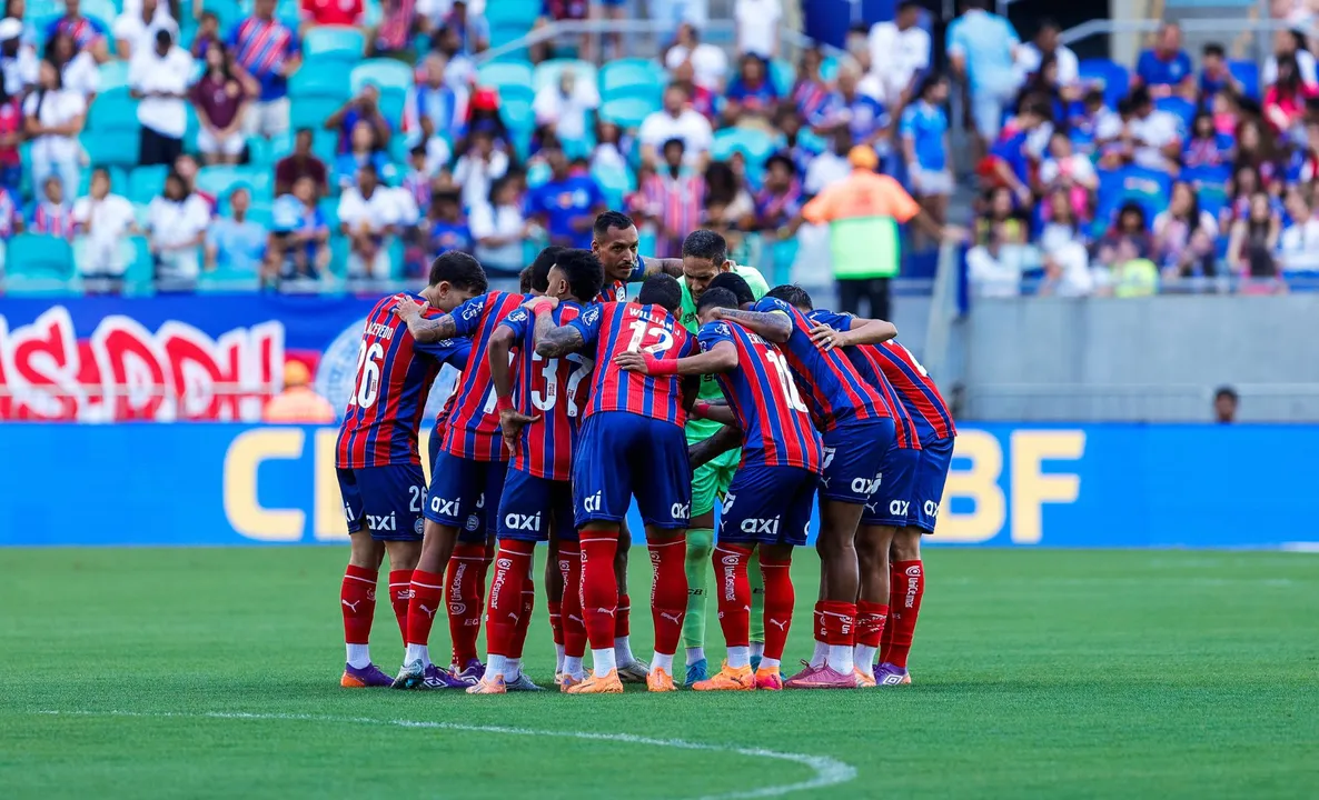Jogadores do Bahia em campo pelo Bahia