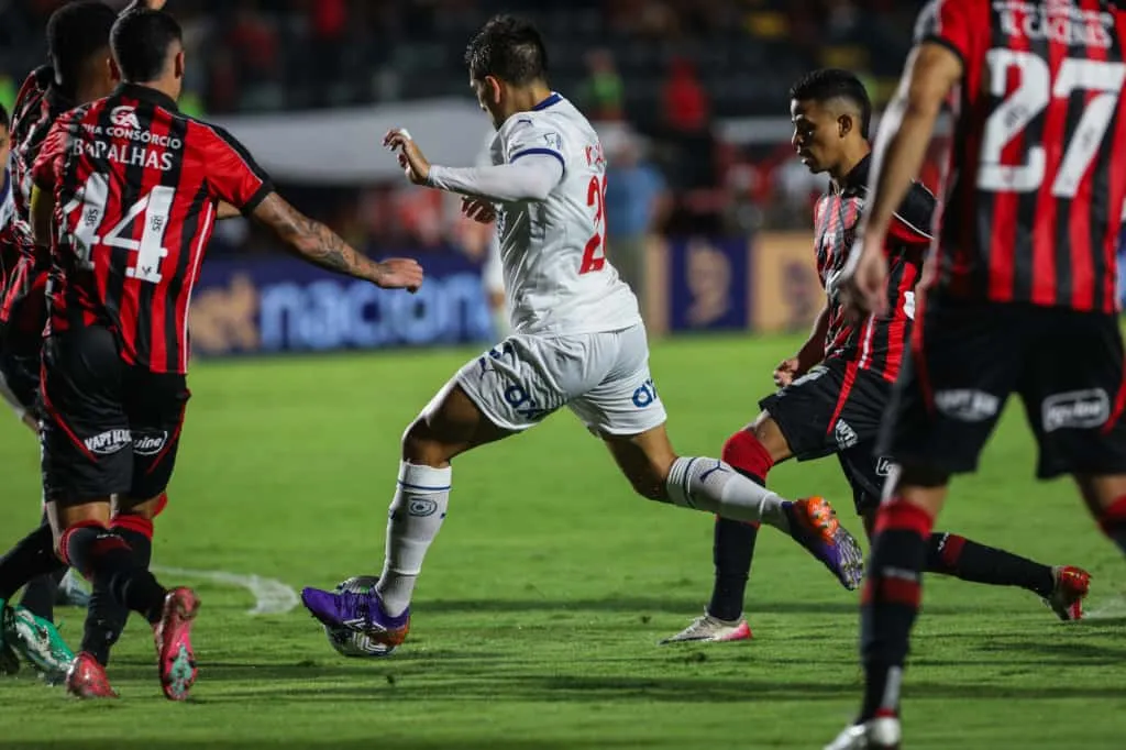 Baralhas pelo Vitória