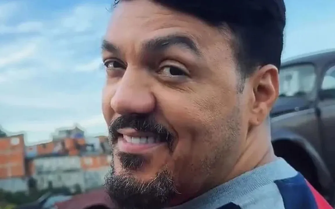 O cantor está no ar como Misael