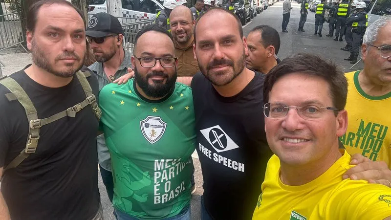 Imagem ilustrativa da imagem Bolsonaristas baianos repudiam prisão de Bolsonaro