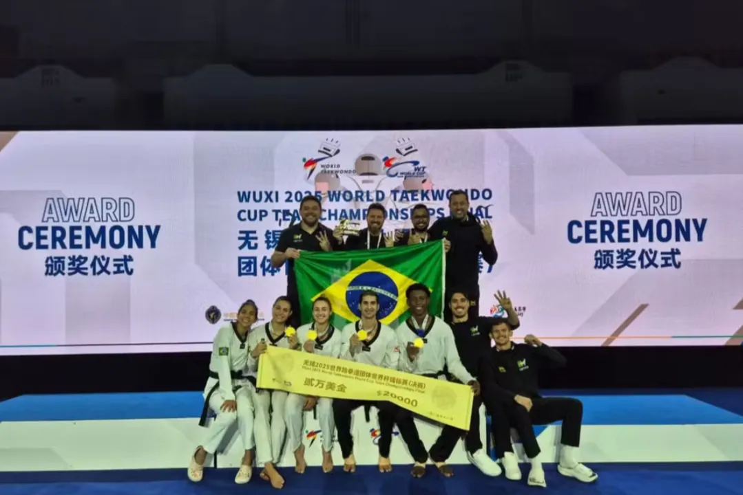 Brasil vence Copa do Mundo por equipes de Taekwondo