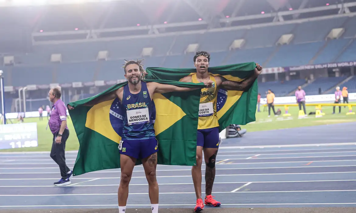 O tricampeonato mundial de Ricardo Mendonça veio com o tempo de 11s16