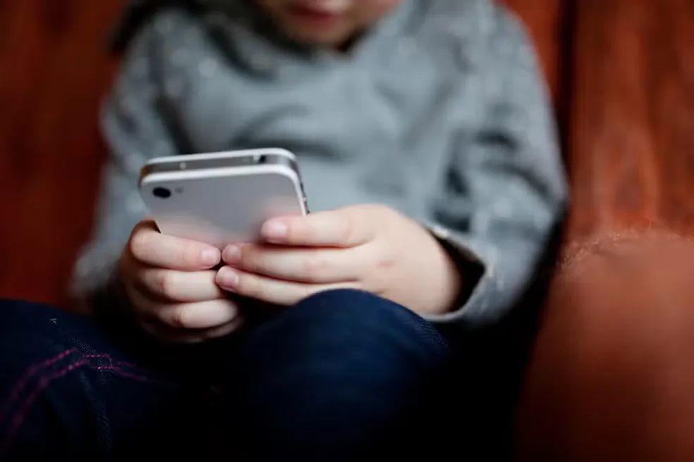 Aplicativos de mensagem serão recomendados para 12 anos