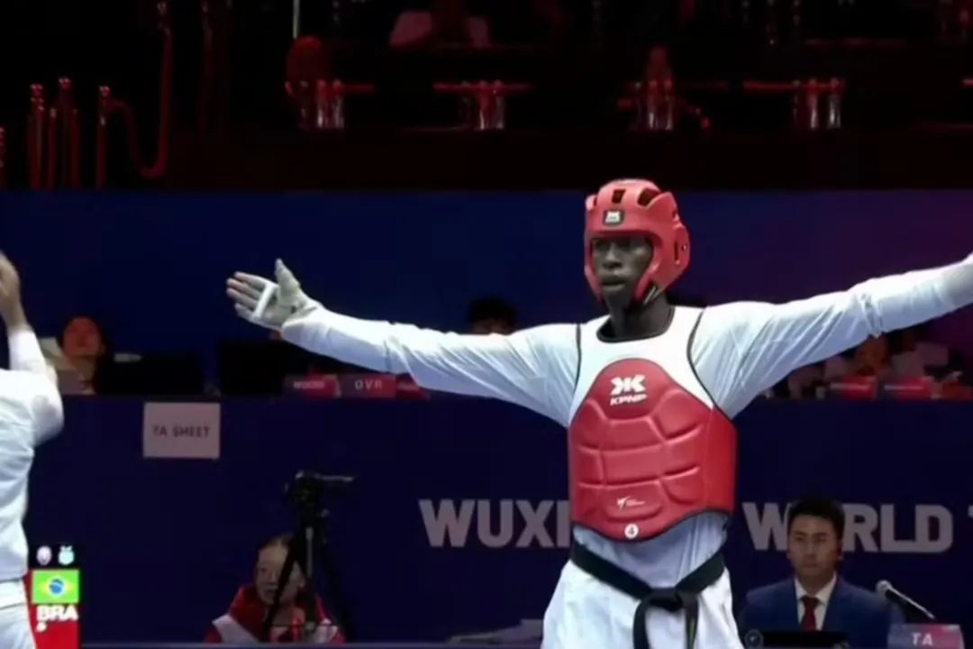 Fluminense vence chinês Qizhang Xiang e conquista segunda medalha dourada do país em Wuxi