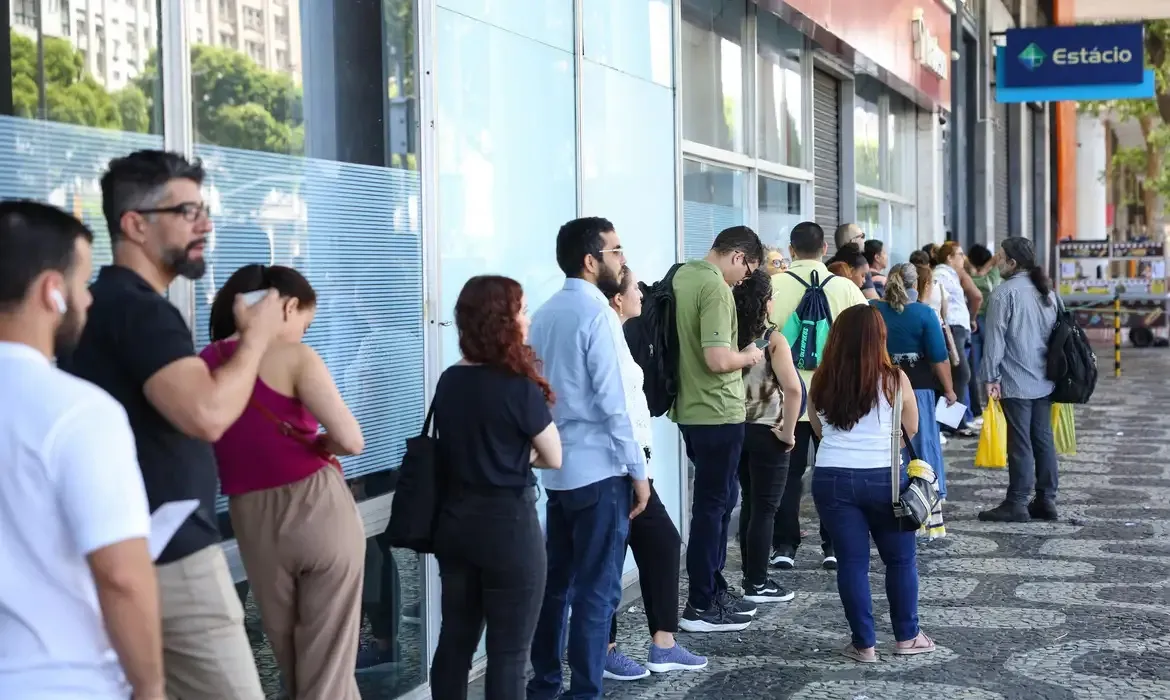 Gabaritos podem ser consultados no site oficial da Fundação Getulio Vargas (FGV)