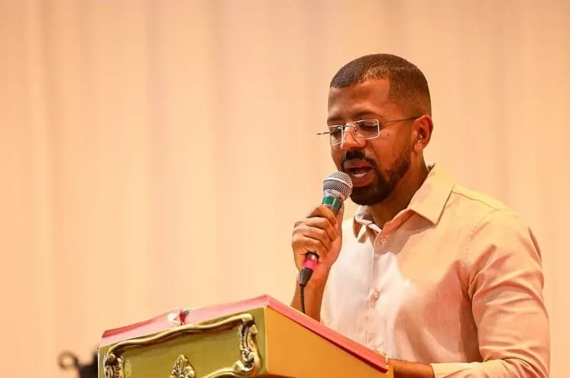 Prefeito Eriton autoriza restituição do IR da Educação