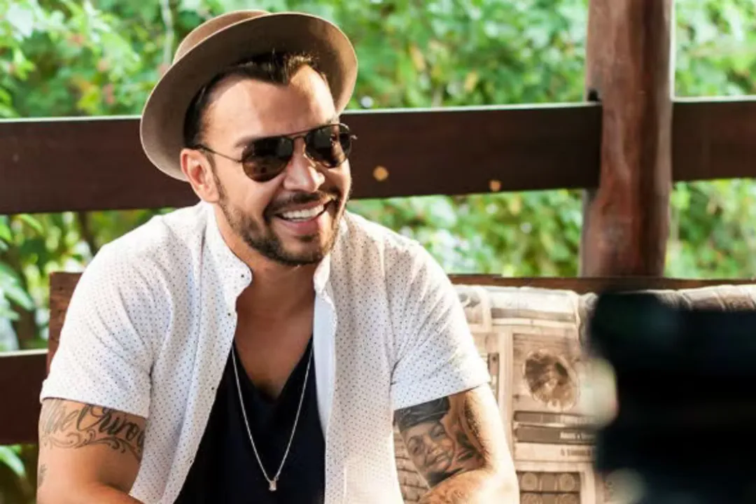 Thiago Brava causou surpresa na web ao comentar os preços do réveillon em Trancoso
