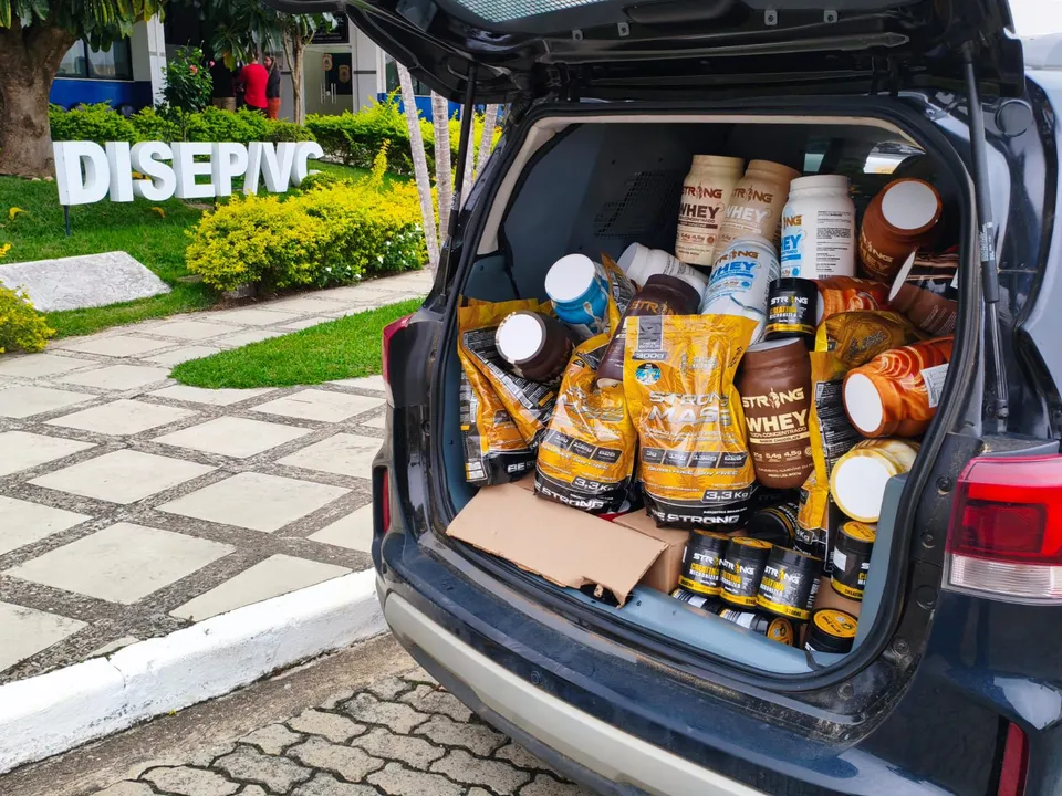 Imagem ilustrativa da imagem Cerca de R$ 1 milhão em suplementos são apreendidos em academias na Bahia