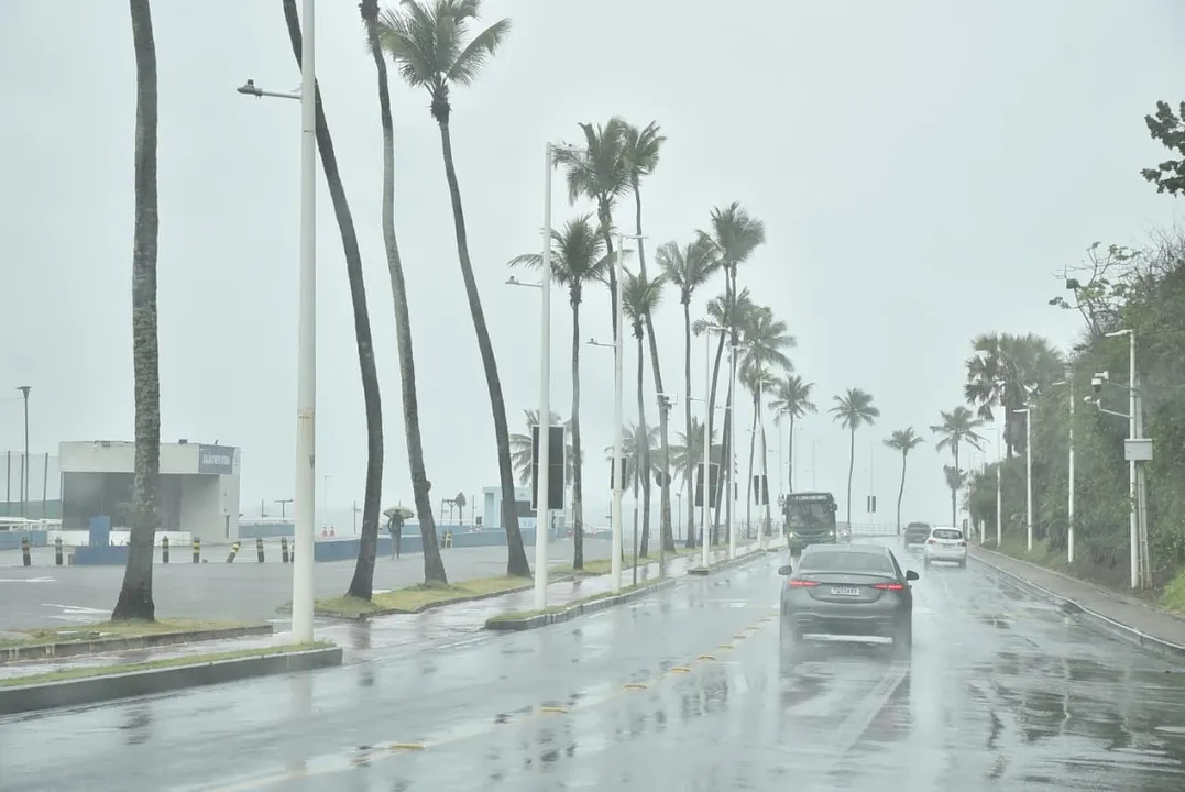 Chuva forte na região da Barra, em Salvador