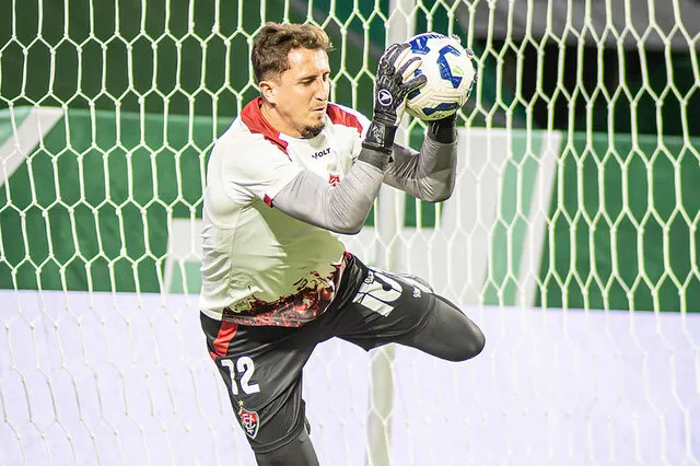 Thiago Couto, goleiro do Vitória