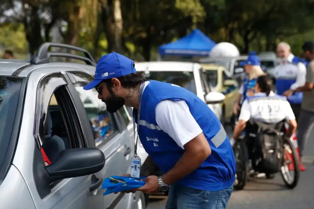 Entre os cargos oferecidos estão o de Analista de Trânsito