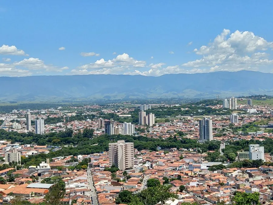 Cidade recebe cerca de de 1,2 milhão de turistas por ano
