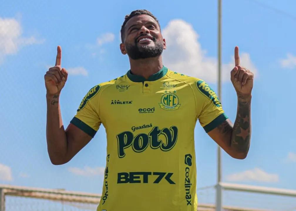 Reinaldo, lateral-esquerdo do Mirassol