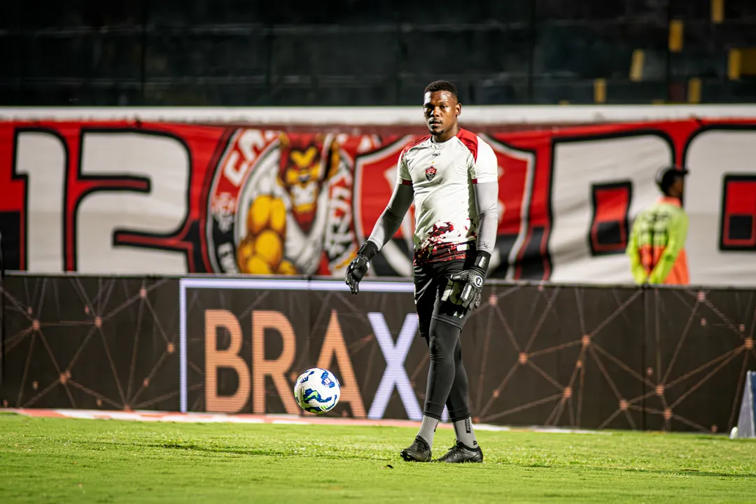 Vitória e Botafogo se enfrentam pela 33ª rodada do Brasileirão