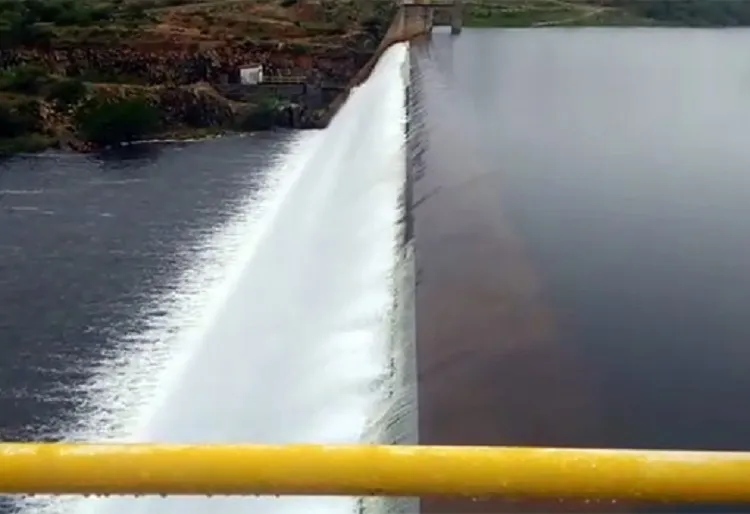 Barragem de Cristalândia, localizada no sudoeste baiano