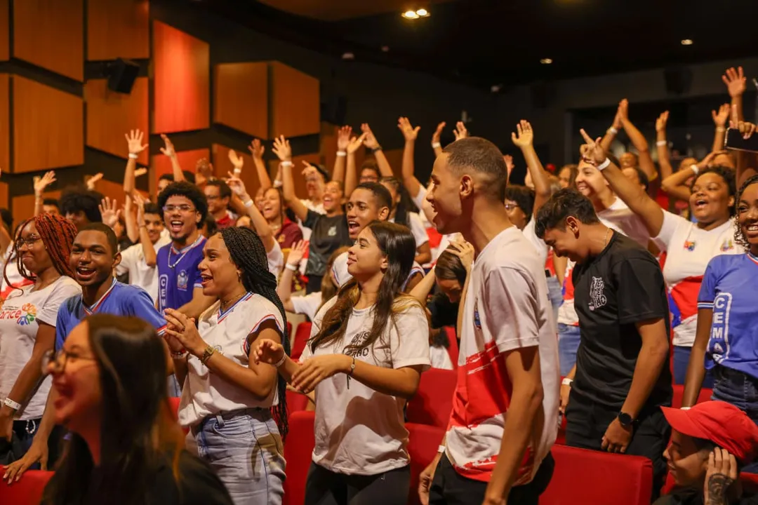 Estudantes da rede estadual participam do "Aulão Enem de Matemática"