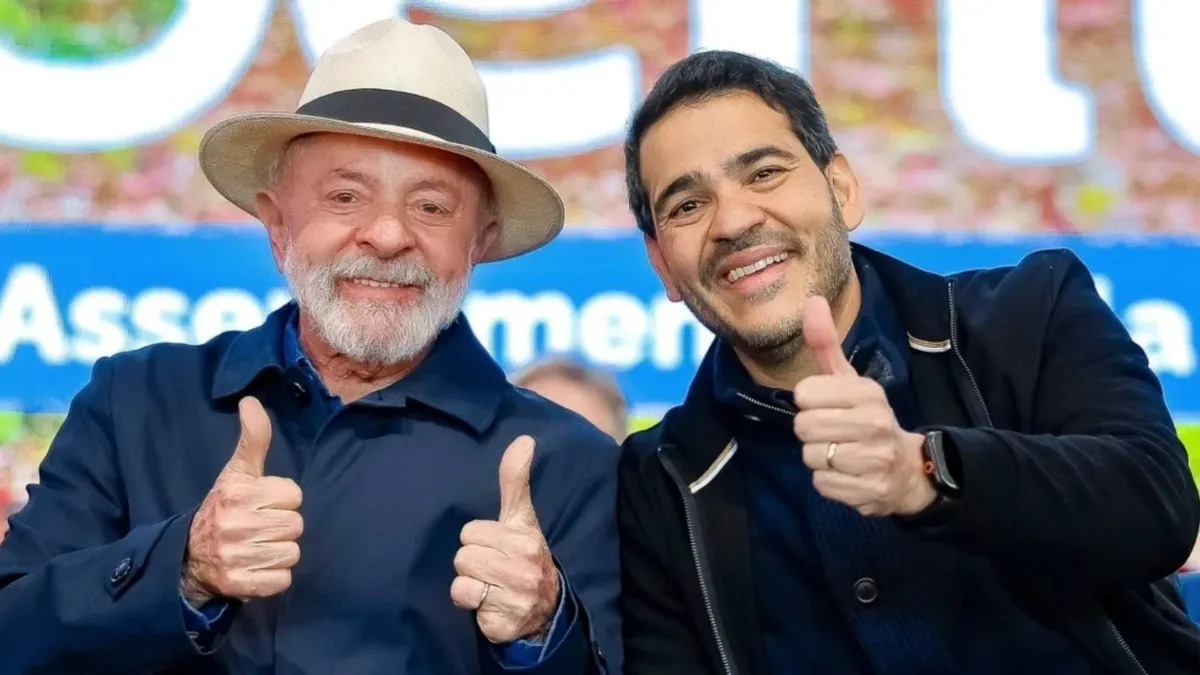 Lula ao lado de Jorge Messias, indicado ao STF