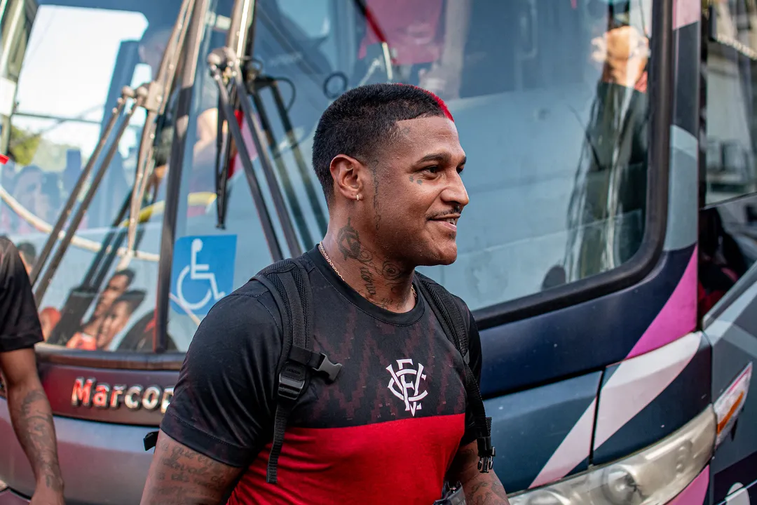 Rodrigo Andrade, volante do Vitória