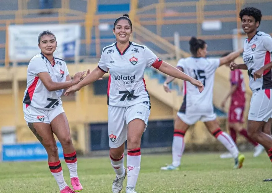 Leoas do Vitória encaram o CFFB nas quartas de final