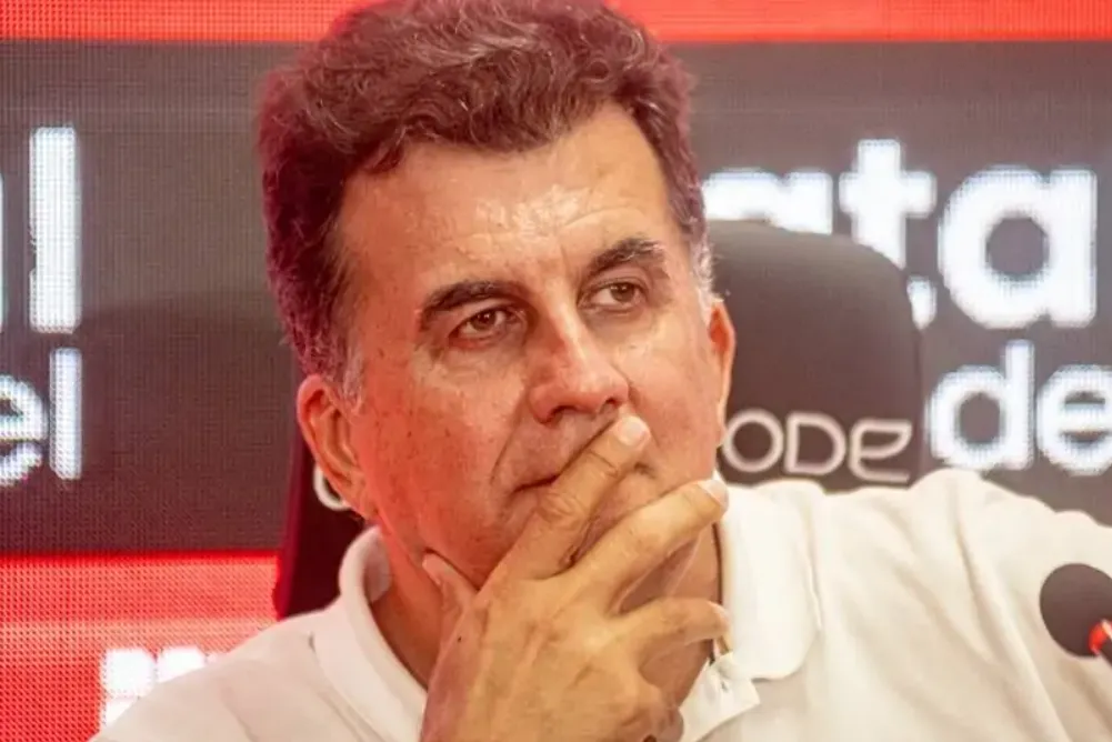 Fábio Mota, presidente do Vitória, anunciou que o clube fará uma representação na CBF após a derrota para o Vasco