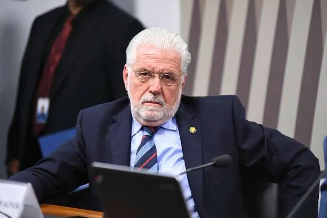 Wagner argumenta que o modelo atual mantém o país em clima permanente de disputa eleitoral