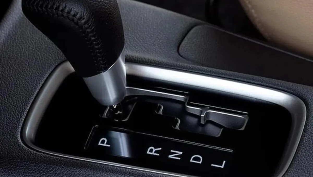 Fiat Cronos foi o último modelo nacional com o sistema