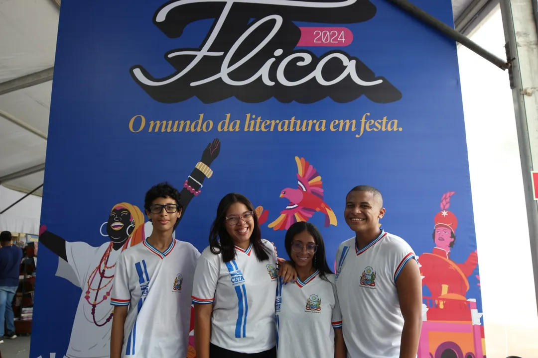Estudantes na Flica 2024