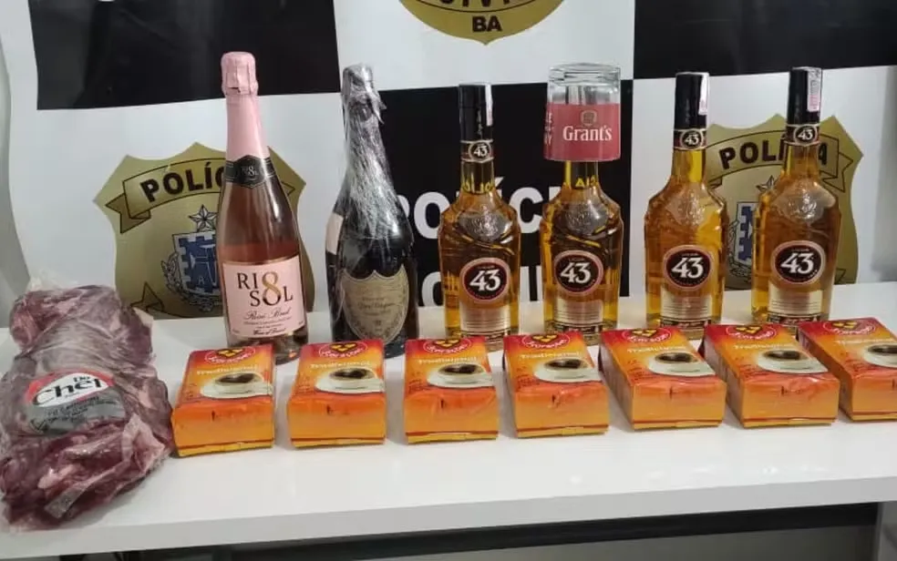 Prisão ocorreu na quinta-feira, 24, após os donos da empresa perceberem irregularidades no controle interno de produtos