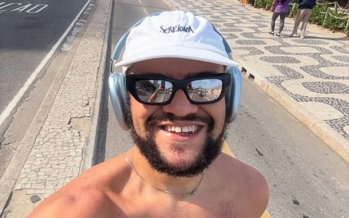 O famoso compartilhou um registro no hospital