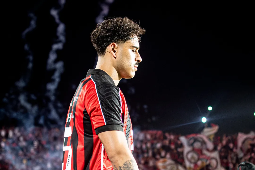 Vitória enfrenta o Botafogo sem o capitão Lucas Halter