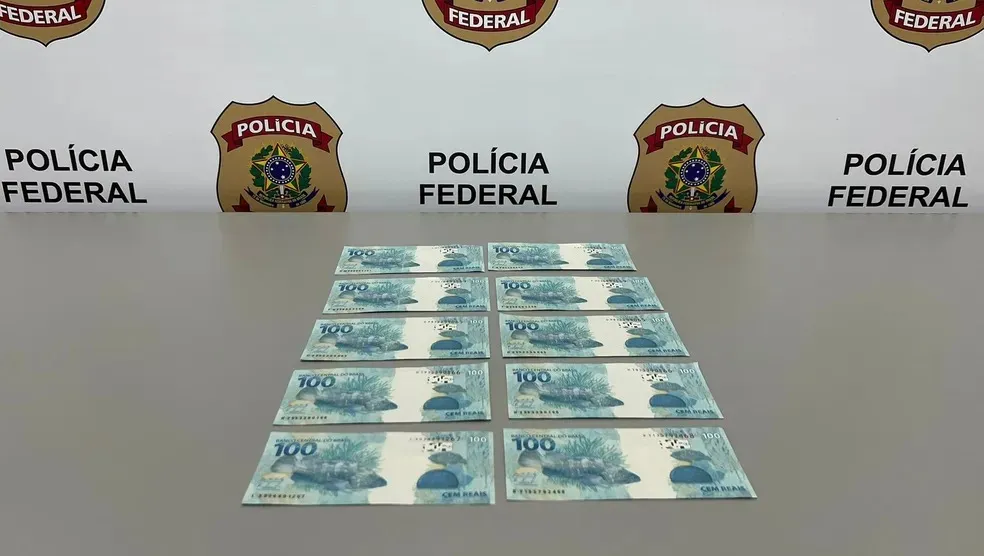 Os dois homens foram encaminhados à Delegacia da Polícia Federal, onde permanecem presos e à disposição da Justiça