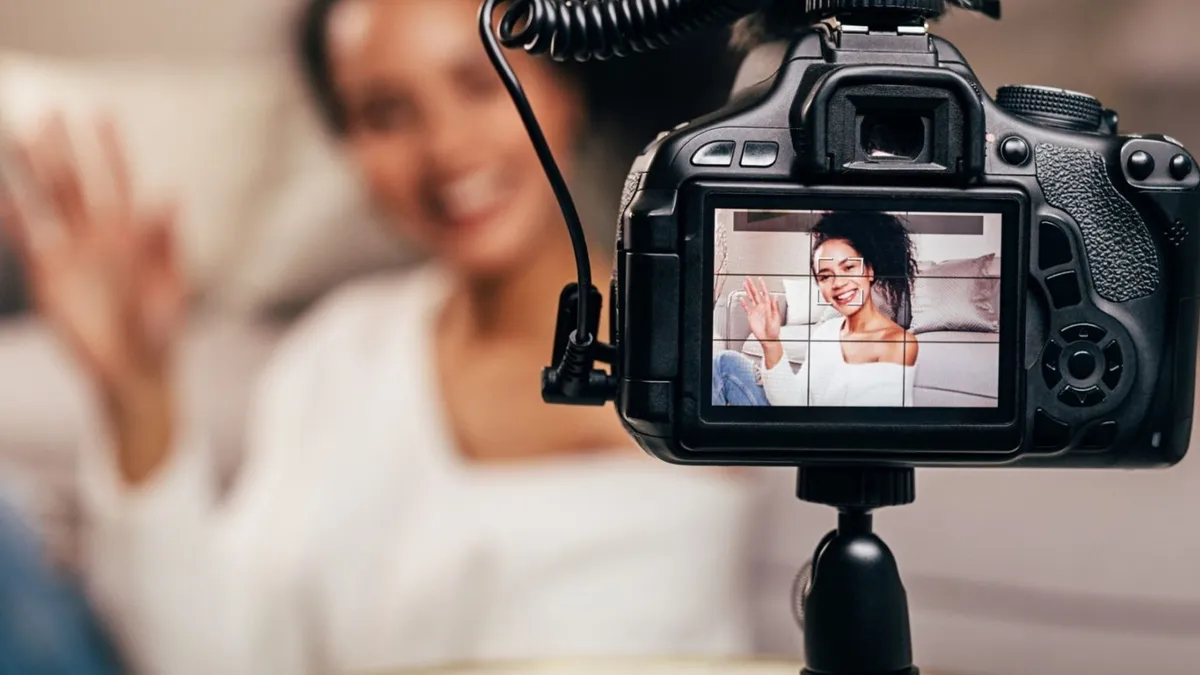 Profissão de digital influencer deve ser reconhecida como profissão