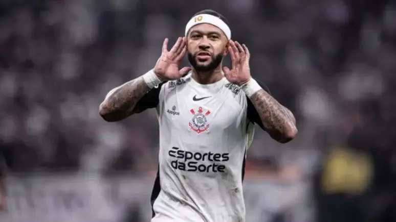 O jogador Memphis Depay