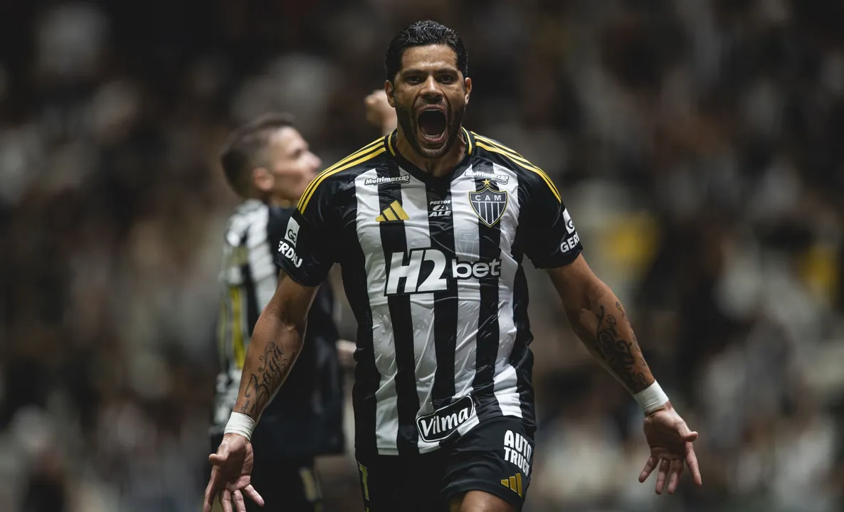 Hulk comemorando gol diante do Bahia