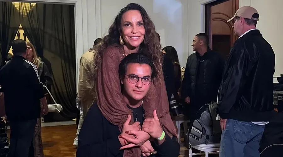 Filho de Ivete, Marcelo Sangalo completou 16 anos nesta quinta-feira