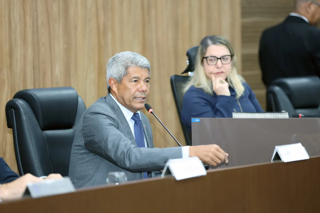 Governador Jerônimo Rodrigues (PT) questiona, no STF, Lei Nacional que mexe com PMs e bombeiros