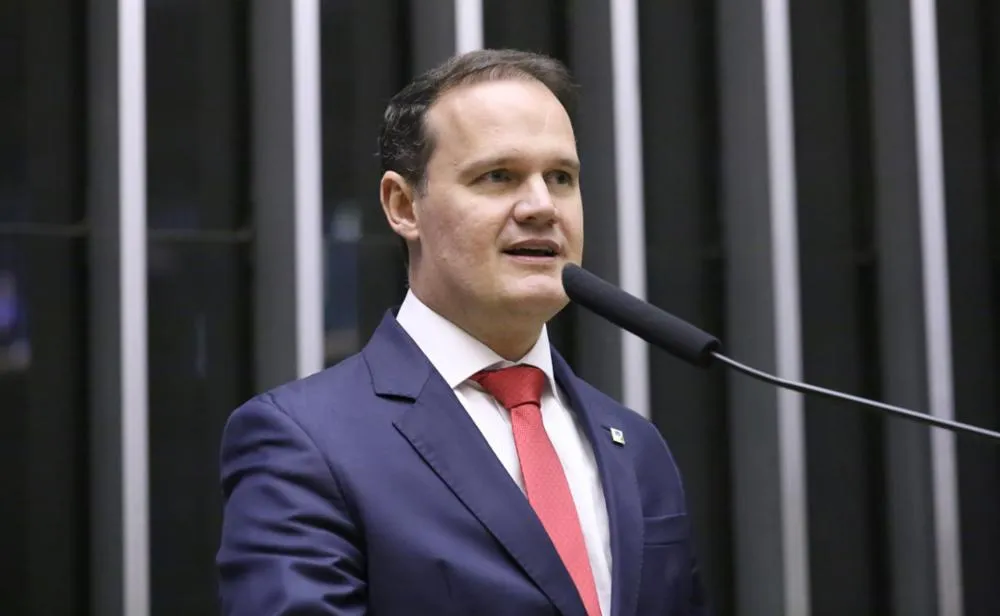 Secretário Especial de Assuntos Federativos do governo Lula, Júlio Pinheiro